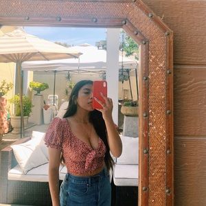 Meet your Posher, Jasmin